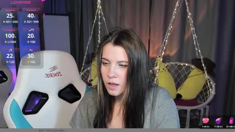 Snapshot of nansycharm chatting on December 13, 2024, 7:25 am NansyCharm online show from December 13, 2024, 7:25 am