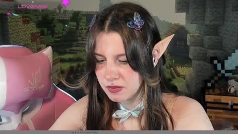 Snapshot of nansycharm chatting on January 13, 2025, 10:47 am NansyCharm online show from January 13, 2025, 10:47 am