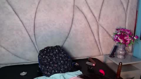 Snapshot of nany_pretty chatting on December 15, 2024, 5:02 am nany_pretty online show from December 15, 2024, 5:02 am