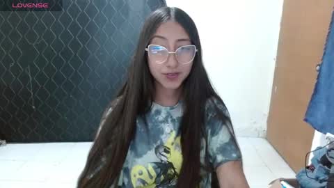 Snapshot of nanylux chatting on May 3, 2026, 3:56 am nanylux online show from May 3, 2026, 3:56 am