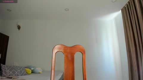 Naomi online show from March 3, 2025, 5:20 am