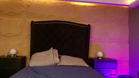 Naomi online show from October 8, 2025, 8:39 pm