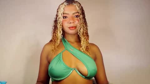 mara Jos online show from November 7, 2025, 5:13 pm