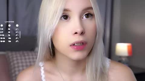 Angel online show from January 14, 2026, 12:11 pm