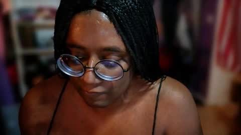 Naomi online show from October 25, 2025, 9:09 pm