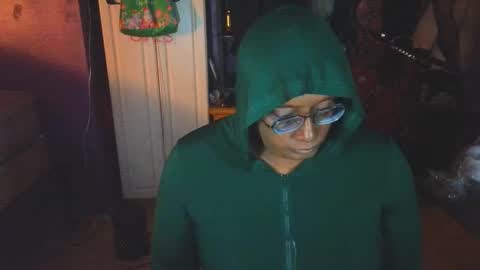 Snapshot of naomifux chatting on February 8, 2026, 12:41 pm Naomi online show from February 8, 2026, 12:41 pm