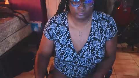 Snapshot of naomifux chatting on February 28, 2026, 12:55 am Naomi online show from February 28, 2026, 12:55 am