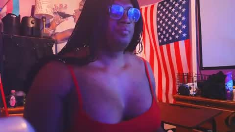 Snapshot of naomifux chatting on March 19, 2026, 9:41 pm Naomi online show from March 19, 2026, 9:41 pm