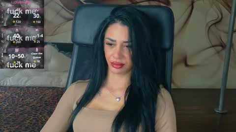 Snapshot of naomiscarlett chatting on November 18, 2025, 9:25 am NaomiScarlett online show from November 18, 2025, 9:25 am