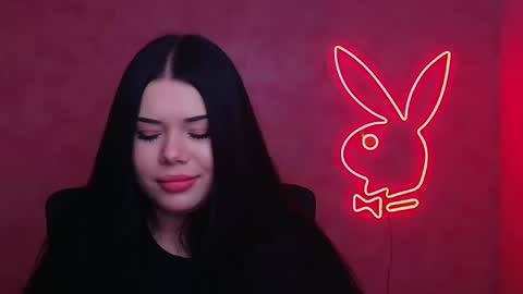 Naomi online show from December 22, 2025, 6:49 pm