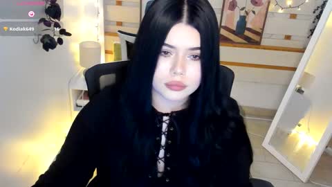 Snapshot of naomivibes chatting on February 6, 2026, 8:34 pm Naomi online show from February 6, 2026, 8:34 pm