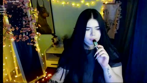 Snapshot of naomivibes chatting on February 17, 2026, 9:21 pm Naomi online show from February 17, 2026, 9:21 pm