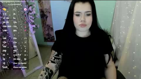 Snapshot of naomivibes chatting on April 4, 2026, 5:49 am Naomi online show from April 4, 2026, 5:49 am