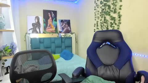 Snapshot of naomy777_ chatting on February 12, 2025, 7:56 pm naomy online show from February 12, 2025, 7:56 pm
