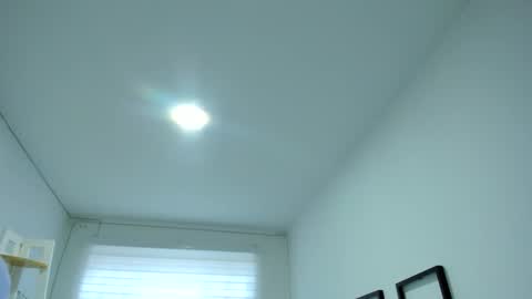 Snapshot of naomy777_ chatting on October 1, 2025, 7:31 pm naomy online show from October 1, 2025, 7:31 pm