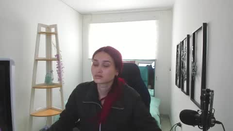 Snapshot of naomy777_ chatting on October 22, 2025, 7:02 pm naomy online show from October 22, 2025, 7:02 pm