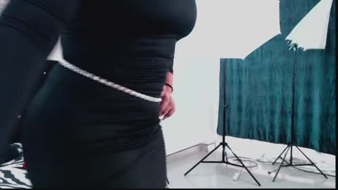 Naomy online show from April 4, 2026, 2:14 pm