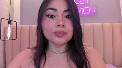 Snapshot of naomymonroe_ chatting on July 21, 2026, 10:39 am Naomy online show from July 21, 2026, 10:39 am