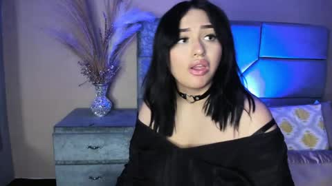 Naomy online show from April 16, 2026, 9:04 pm