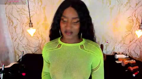 Naomy online show from November 7, 2025, 8:42 pm