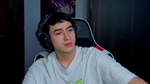 sebastian online show from December 5, 2025, 4:43 am