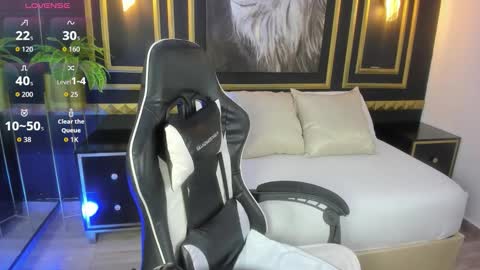 N A R E online show from October 18, 2025, 7:58 pm