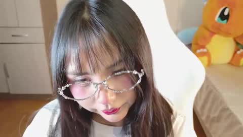 Naree online show from March 12, 2026, 3:18 pm