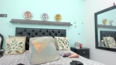 Snapshot of nashira_robert chatting on February 11, 2026, 11:54 pm Debora online show from February 11, 2026, 11:54 pm