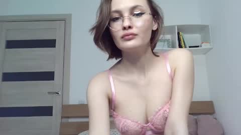 Snapshot of naslili chatting on February 5, 2025, 10:41 am Tina online show from February 5, 2025, 10:41 am