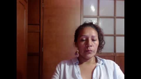 Snapshot of nasly_shy chatting on November 22, 2025, 2:32 am Nasly Cute online show from November 22, 2025, 2:32 am