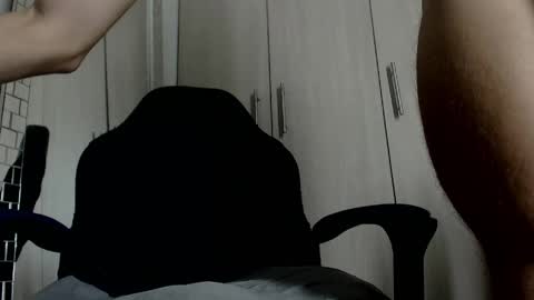 nassh_18 online show from May 16, 2026, 1:13 am
