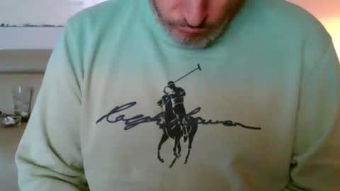 nassobout online show from November 30, 2025, 9:08 pm