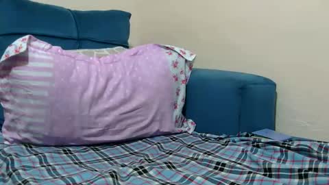 Bella online show from March 10, 2026, 8:47 pm