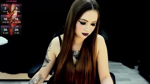 nastykatty_ online show from October 3, 2025, 8:28 pm