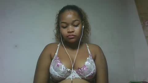 natachazz online show from April 12, 2026, 7:02 am