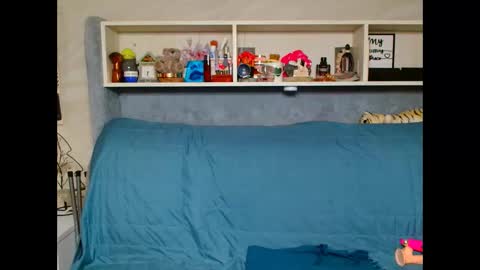 Natali online show from September 15, 2025, 3:28 am