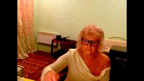 Snapshot of natali7634 chatting on April 1, 2026, 4:24 am natali online show from April 1, 2026, 4:24 am