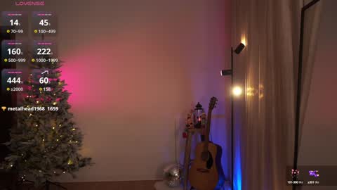 Snapshot of natalia_exotic chatting on December 15, 2024, 5:13 am Natalia   online show from December 15, 2024, 5:13 am