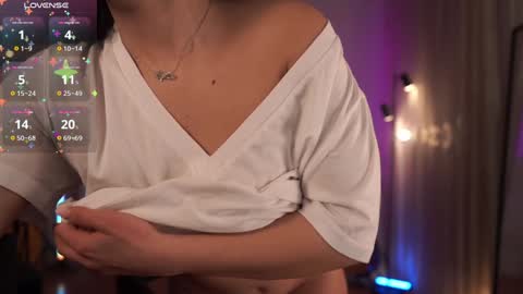 Snapshot of natalia_exotic chatting on January 22, 2025, 2:14 pm Natalia   online show from January 22, 2025, 2:14 pm