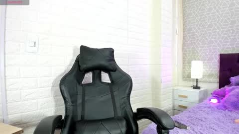 Snapshot of natalia_kiss01 chatting on November 10, 2025, 4:28 pm Natalia Kiss online show from November 10, 2025, 4:28 pm