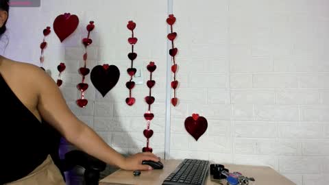 Natalia Kiss online show from February 16, 2026, 11:39 am