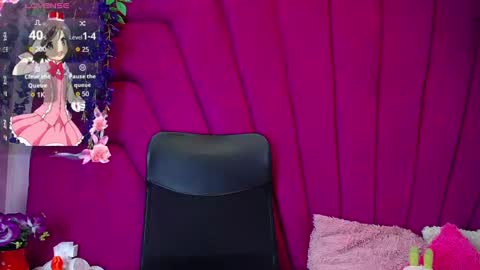 natalia pinkk online show from September 17, 2025, 1:13 pm