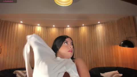 Snapshot of nataliagaret chatting on January 19, 2026, 4:49 am Nata online show from January 19, 2026, 4:49 am