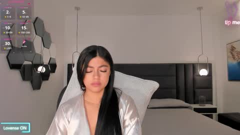 Snapshot of nataliagaret chatting on February 15, 2026, 7:51 am Nata online show from February 15, 2026, 7:51 am