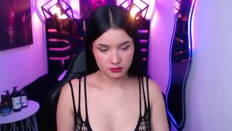 natalie  online show from May 13, 2026, 7:55 pm