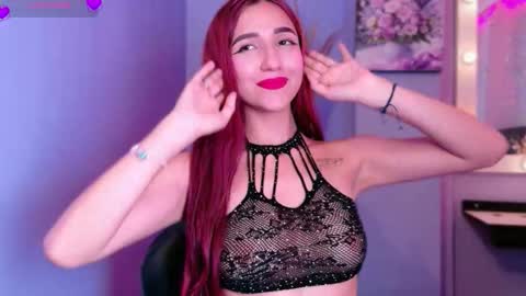 natalliapradas online show from November 25, 2025, 8:31 pm