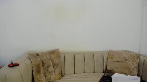 Snapshot of nataly_velez chatting on October 1, 2025, 3:07 pm Naty online show from October 1, 2025, 3:07 pm