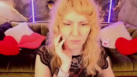 Snapshot of natalychanell chatting on September 18, 2025, 9:28 pm natalychanell online show from September 18, 2025, 9:28 pm