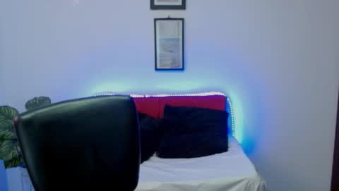 Nataly Escobar online show from February 25, 2026, 3:10 pm