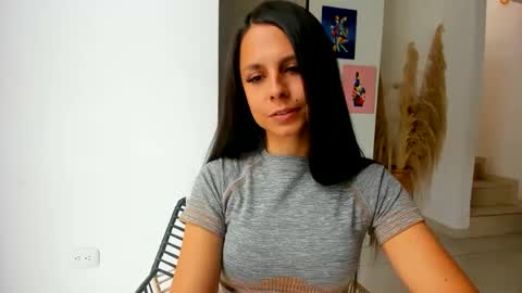natalyfitt_7 online show from November 25, 2025, 6:19 pm